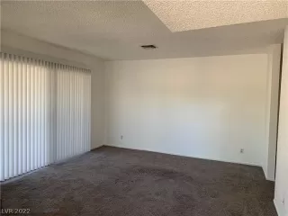 Photo #2: 2442984 Listing 