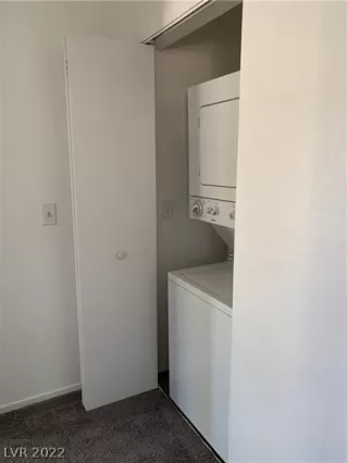 Photo #6: 2442984 Listing 