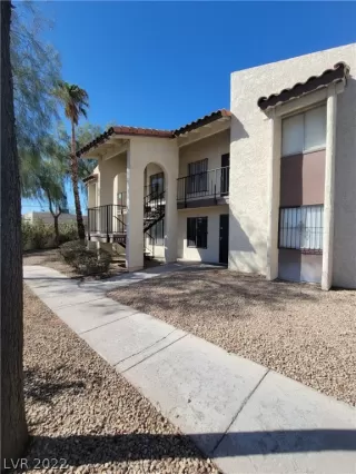 Photo #2: 2442988 Listing 