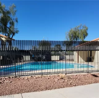 Photo #3: 2442988 Listing 