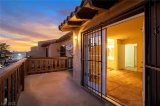 Photo #5: 2443051 Listing 