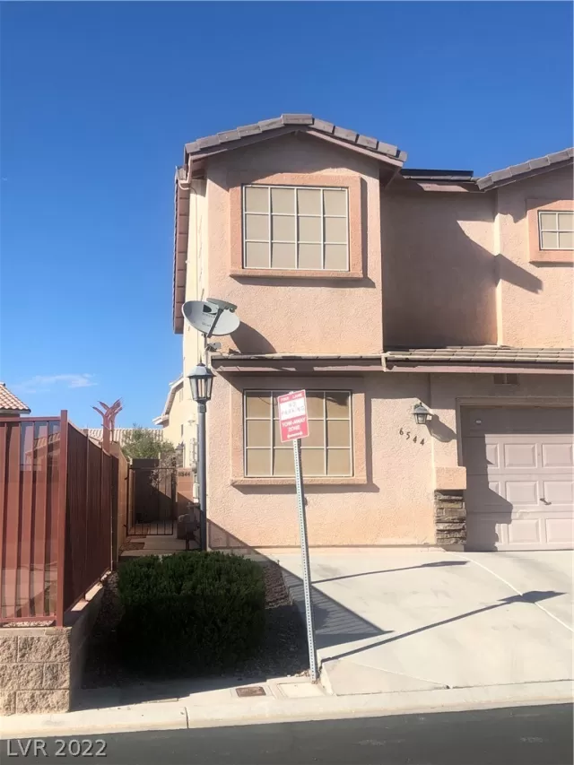 MLS: 2443073 Condo For Sale