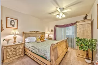 Photo #6: 2443126 Listing