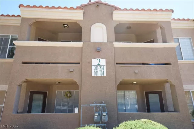 MLS: 2443133 Condo For Sale