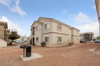 Photo #2: 2443178 Listing