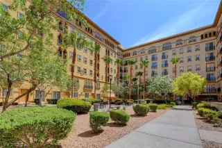 Photo #1: 2443212 Listing 