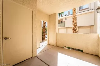 Photo #4: 2443218 Listing 