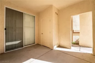 Photo #5: 2443218 Listing 