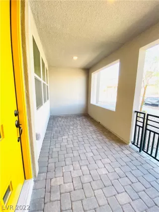 Photo #2: 2443227 Listing 