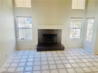 Photo #3: 2443289 Listing 