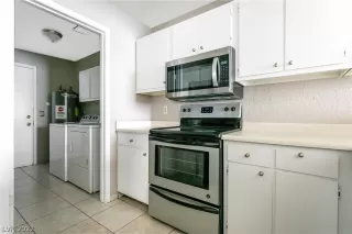 Photo #2: 2443302 Listing 