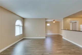 Photo #6: 2443313 Listing 