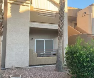 Photo #1: 2443365 Listing 