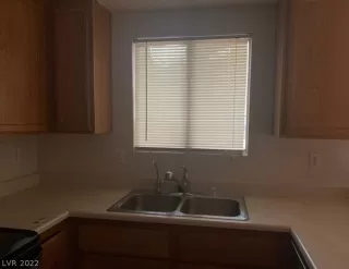 Photo #5: 2443365 Listing 