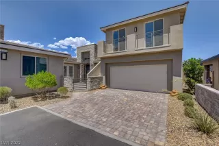 Photo #2: 2443399 Listing 