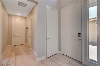 Photo #6: 2443399 Listing 