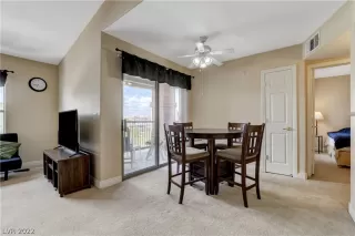 Photo #4: 2443409 Listing