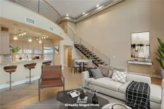 Photo #5: 2443414 Listing 