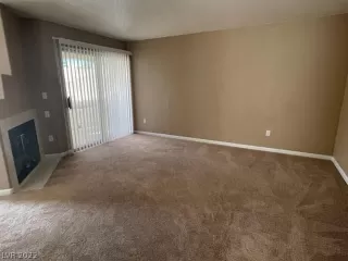 Photo #6: 2443427 Listing 