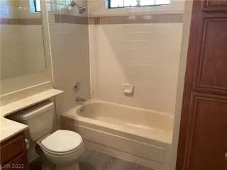 Photo #4: 2443460 Listing 