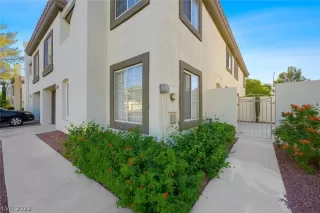 Photo #2: 2443474 Listing 