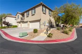 Photo #2: 2443493 Listing