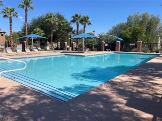 Photo #3: 2443493 Listing