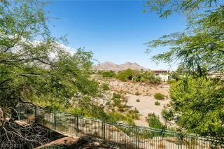 Photo #3: 2443573 Listing 