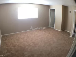 Photo #5: 2443576 Listing