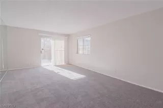 Photo #2: 2443586 Listing