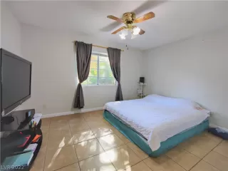 Photo #6: 2443624 Listing