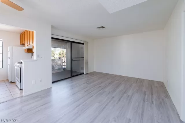 MLS: 2443664 Condo For Sale