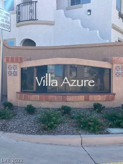 MLS: 2443684 Condo For Sale