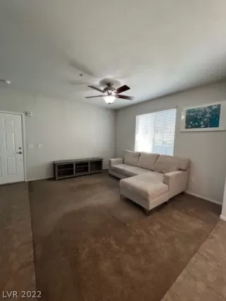 Photo #3: 2443684 Listing