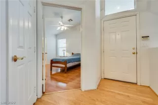 Photo #4: 2443727 Listing 