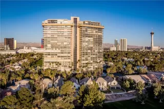 Photo #1: 2443770 Listing