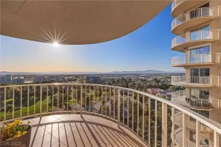 Photo #2: 2443770 Listing