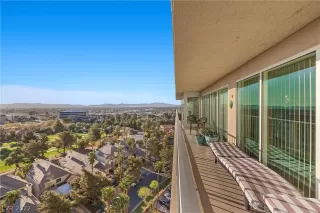 Photo #4: 2443770 Listing