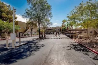 Photo #1: 2443836 Listing 