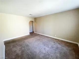 Photo #4: 2443836 Listing 