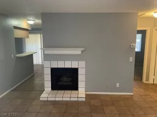 Photo #4: 2443923 Listing 