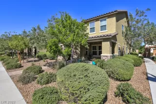 Photo #4: 2443975 Listing