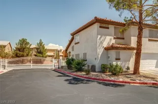 Photo #1: 2444015 Listing 