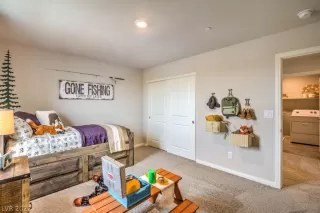 Photo #5: 2444041 Listing 