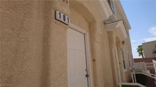 Photo #3: 2444048 Listing 