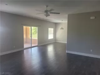 Photo #6: 2444077 Listing 