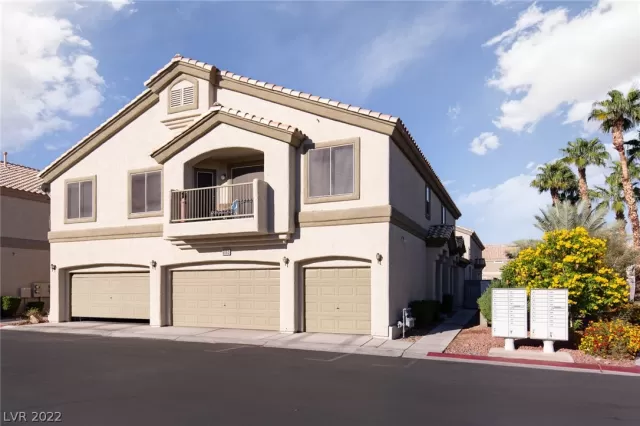 MLS: 2444094 Condo For Sale