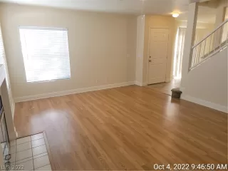 Photo #6: 2444140 Listing 