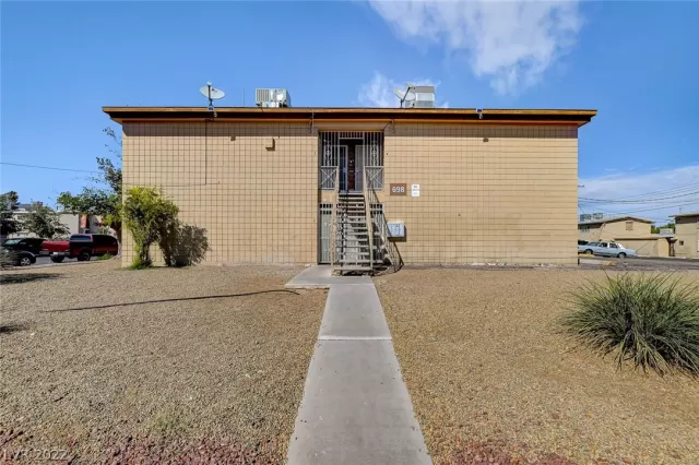 MLS: 2444158 Condo For Sale