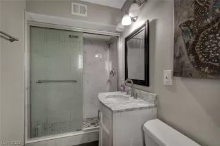 Photo #2: 2444158 Listing 